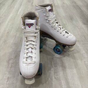 Sure-Grip White Fame Roller Skates Size 9